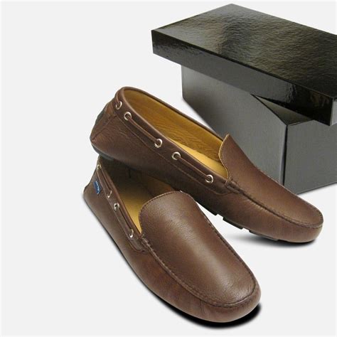 men's brown leather driving shoes.